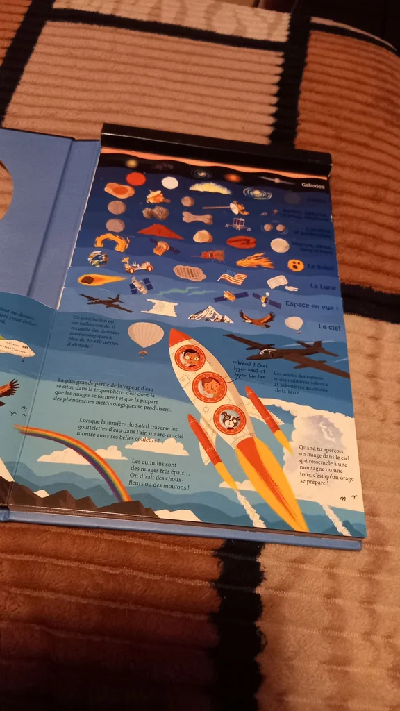 Livre Pars à la découverte de l'espace  – photo 3